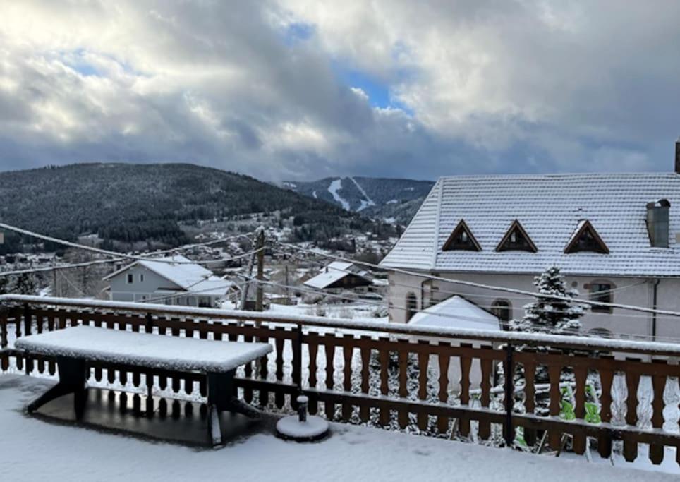 Appartement La Galerie De Meme Gérardmer Exterior foto